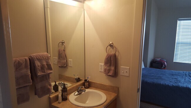 Foto del edificio - 3712 Markinch Way