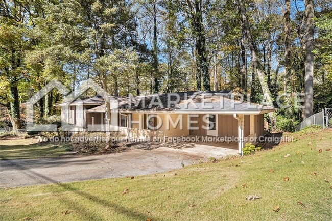 Photo - 2542 Melinda Dr NE House