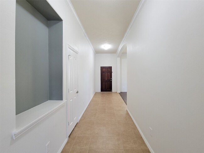 Foto del edificio - 8402 Major Blizzard Dr