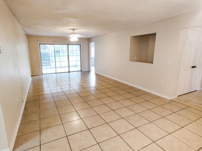 Building Photo - 8105 Olympia Ct