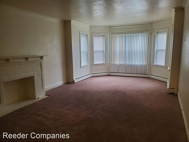 Foto del edificio - 1223-1225 Beacon St