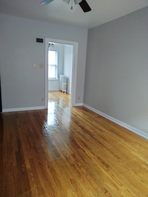 Foto del edificio - 3115 W Foster Ave