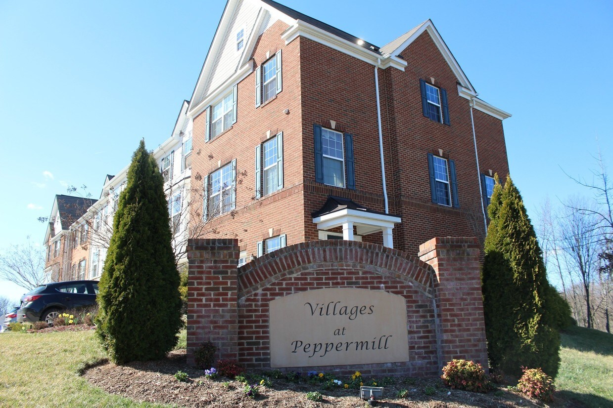 4 Cindy Ln, Capitol Heights, MD 20743 Townhome Rentals in Capitol