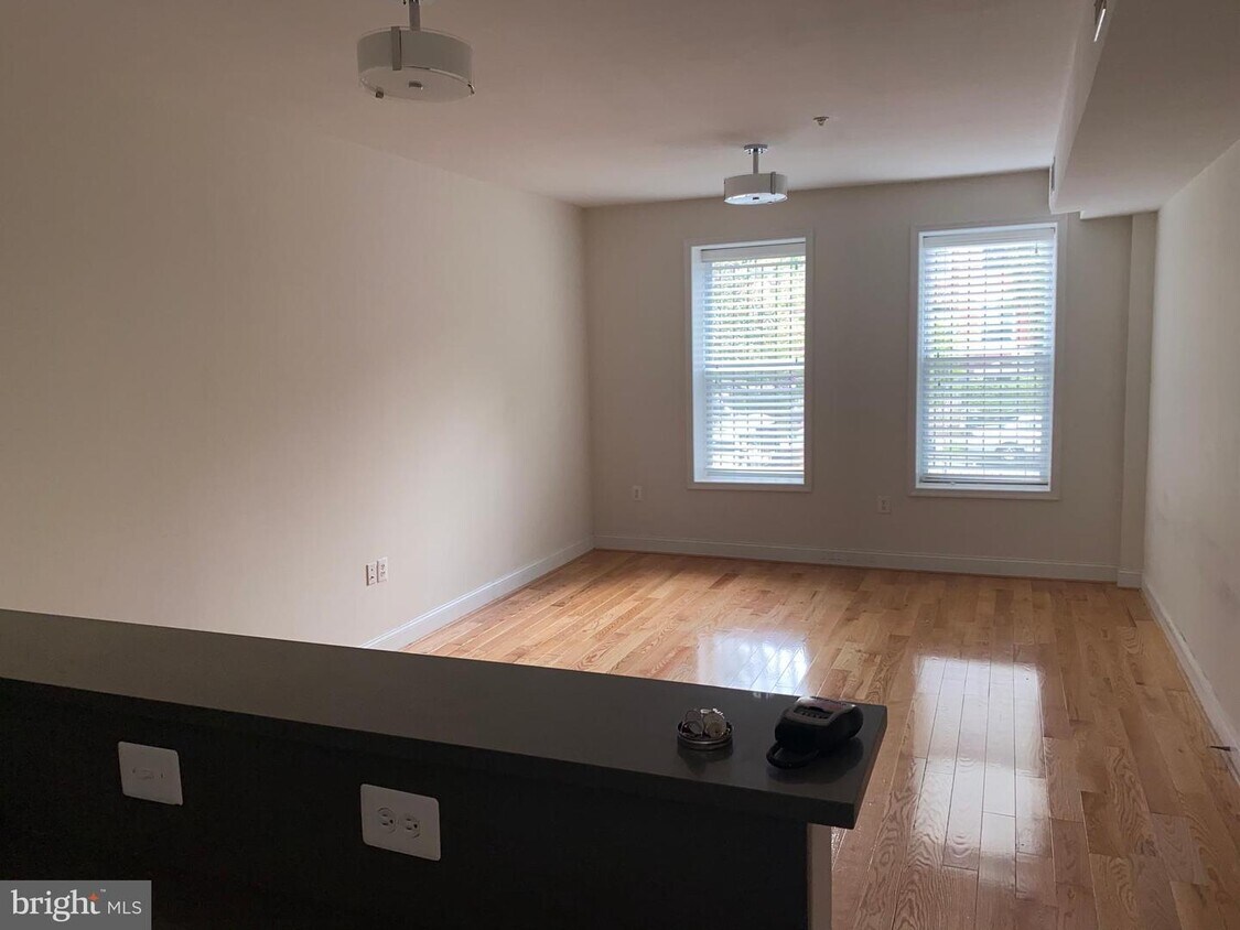 Foto del edificio - 1320 Harvard St NW