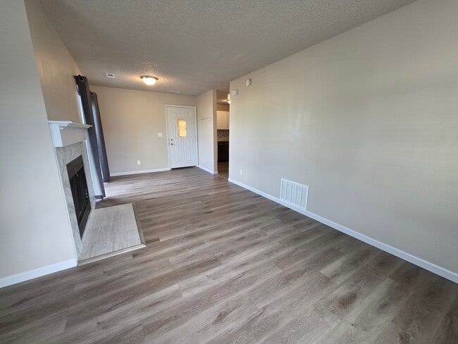 Building Photo - 971 Tampico Ct