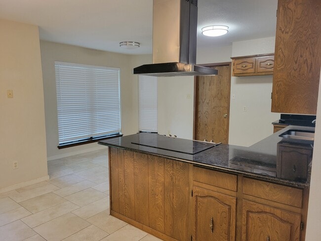 Kitchen - 1546 Timbercreek Dr