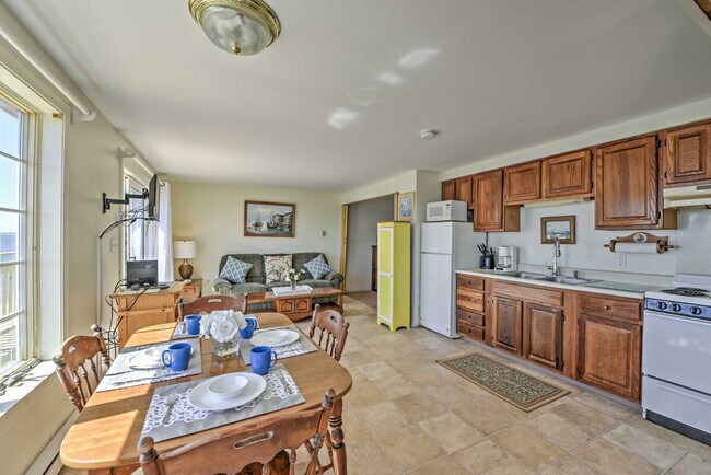 Foto del edificio - 352 Shore Rd