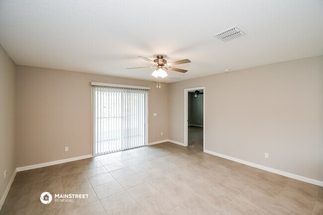 Building Photo - 15579 Red Stag Ln