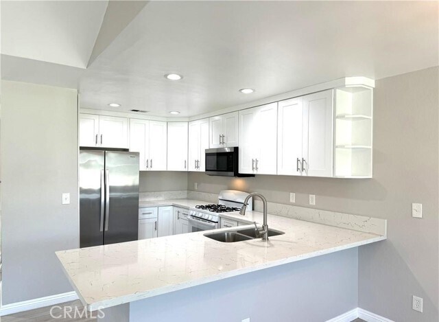 Foto del edificio - 700 W Walnut Ave