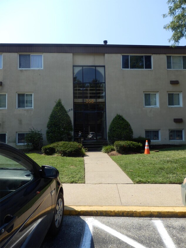 Building Photo - 358 Gatewater Ct
