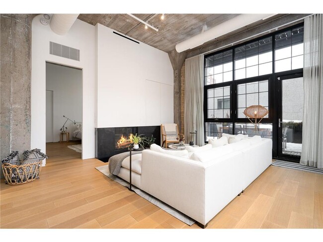 Foto del edificio - 525 N 3rd St