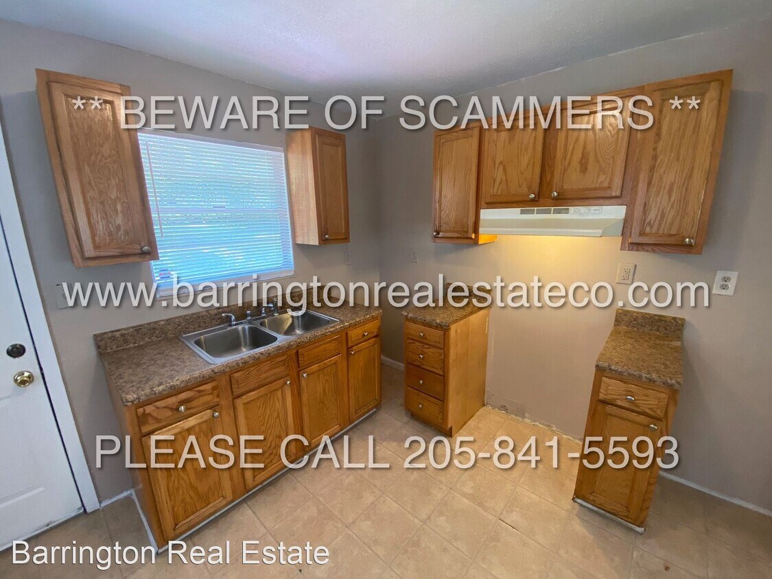 Foto del edificio - 3 br, 1 bath House - 5524 Iceland Avenue