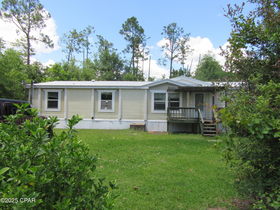 Primary Photo - 12013 Hibiscus St
