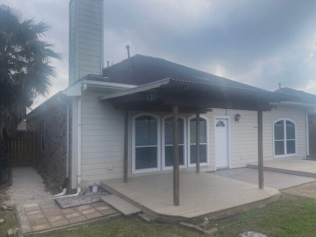 Building Photo - 4907 Chase Stone Dr