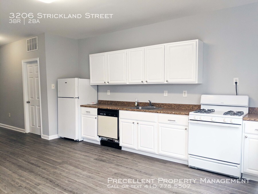 Foto principal - 3206 Strickland St
