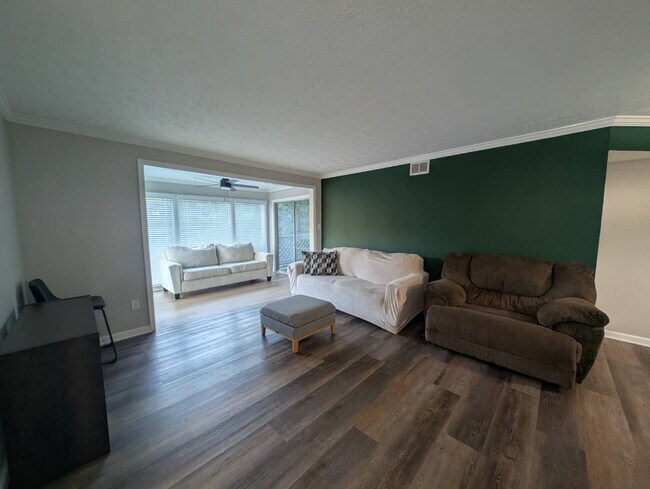 Foto del edificio - 1302 Natchez Trce