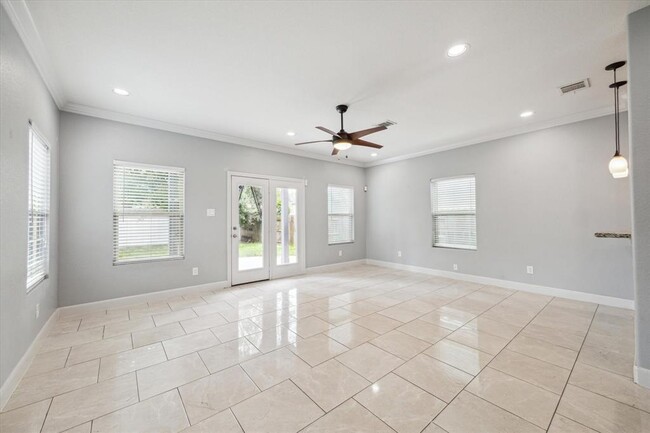Building Photo - 4916 Talina Way