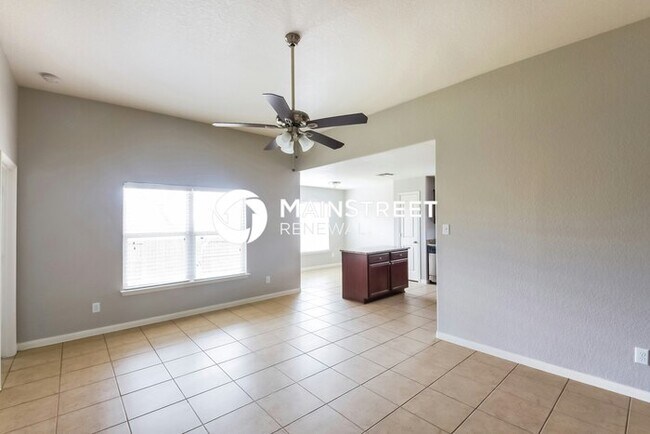Building Photo - 3 Bedroom Pet-Friendly Home in San Antonio, TX with Main Street Renewal