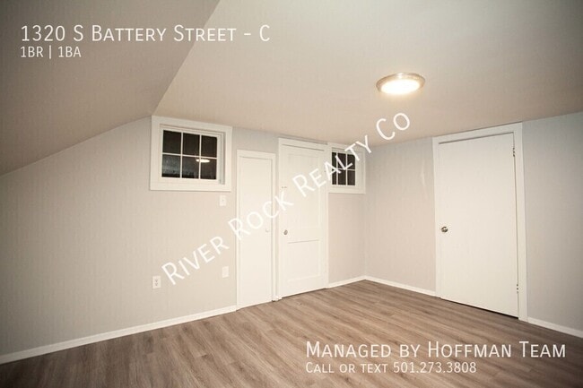 Building Photo - 1320 S Battery St