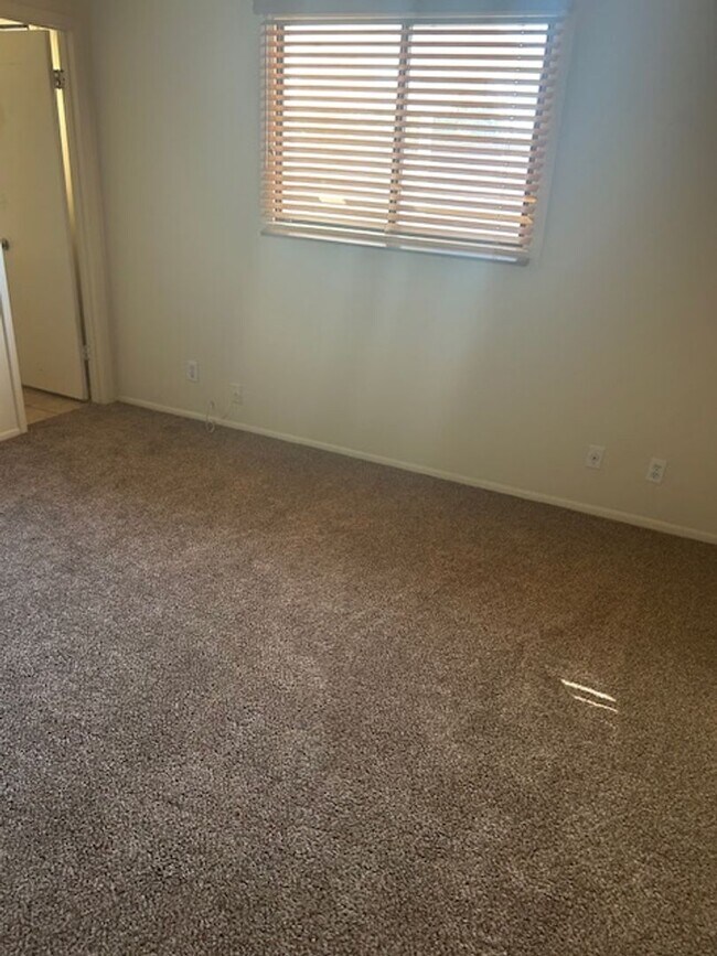 Foto del edificio - "COMING SOON" GREAT 3 BED, 2BATH HOME LOCA...