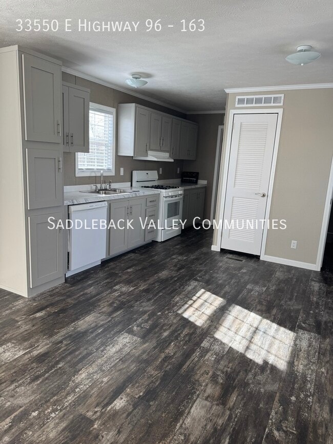 Building Photo - 33550 CO-96