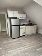 Building Photo - 404 3rd Ave