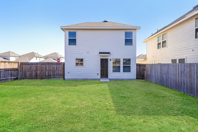 Building Photo - 5203 Blue Ranch