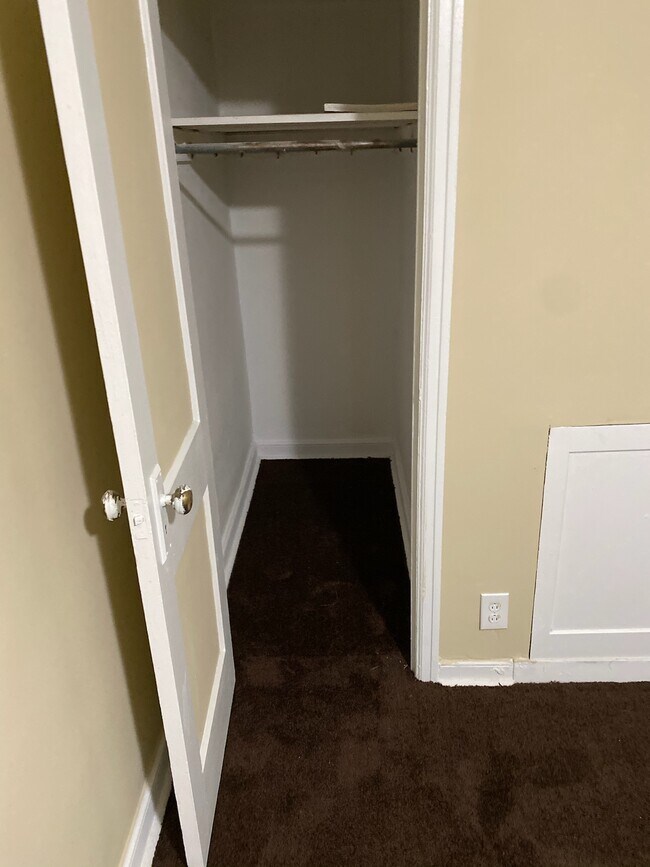 2nd bedroom - 6921 Souder St