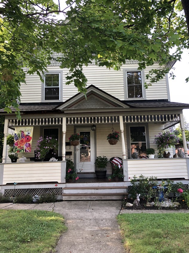 117 Winthrop St, Torrington, CT 06790 Apartments in Torrington, CT