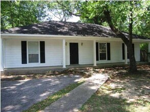 Building Photo - 1562 Sugar Pine Ct