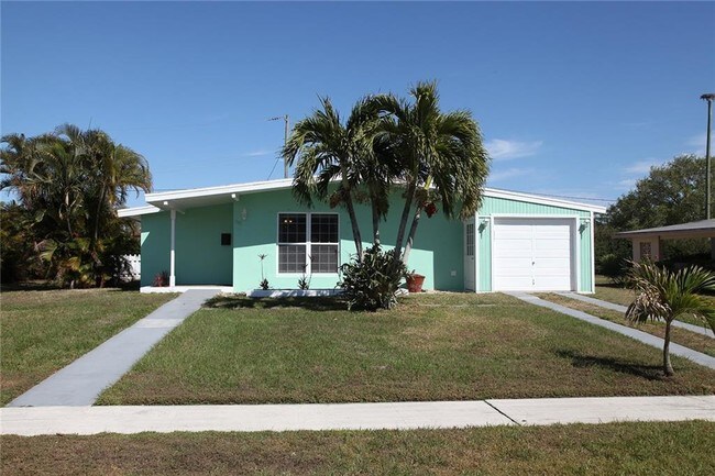 Foto del edificio - 3181 SE Pruitt Rd