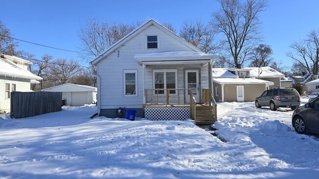 Building Photo - 2914 Sewell St