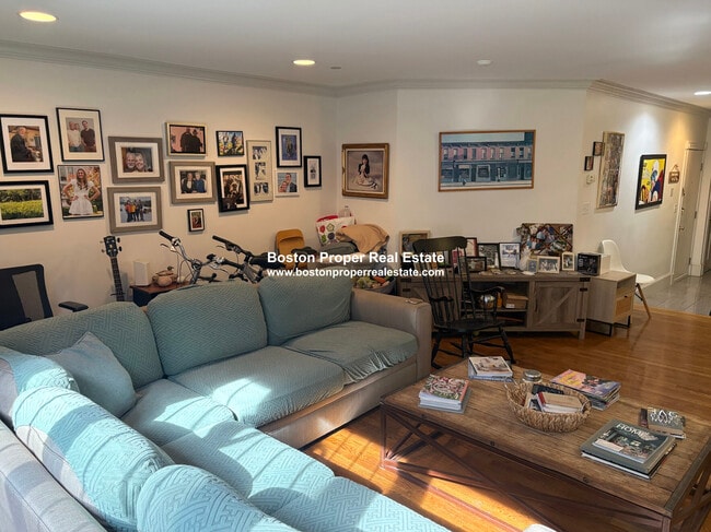 Foto del edificio - 331 Beacon St