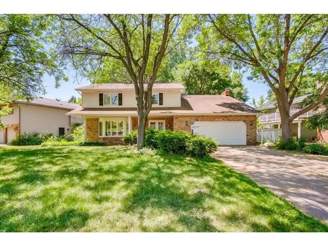 Primary Photo - 4 br, 3 bath House - 7849 Woodpark Boulevard
