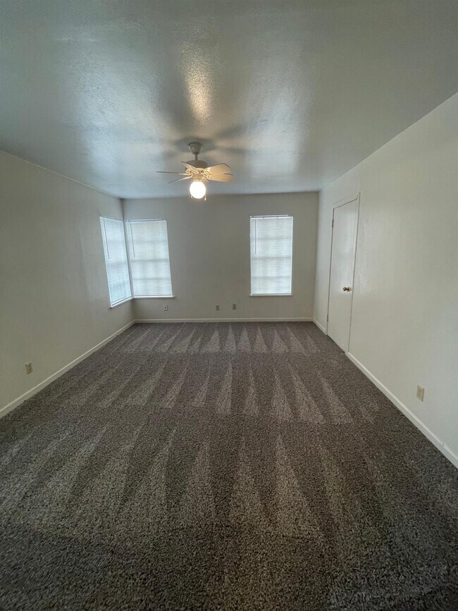 Foto del edificio - 2121 33rd St