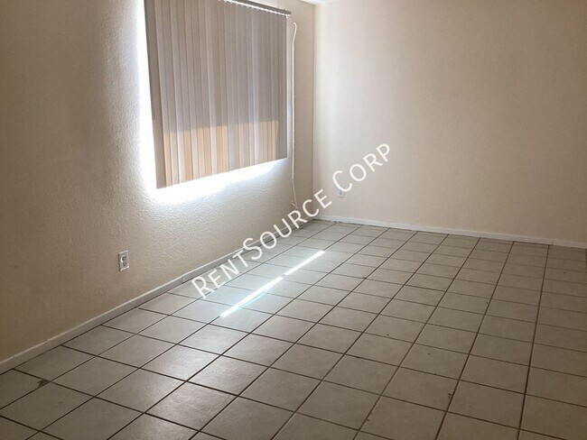 Foto del edificio - 1 Bedroom 1 Bath Condo in Barstow
