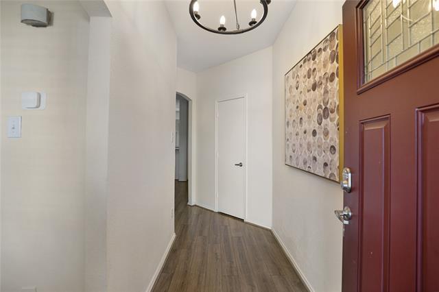 Foto del edificio - 1028 Ridgecrest Dr