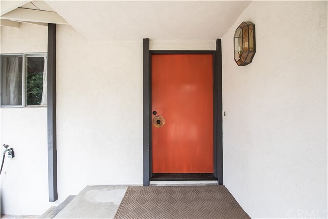 Building Photo - 3960 El Lado Dr