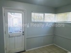 Primary Photo - 1332 E Zenith Ave