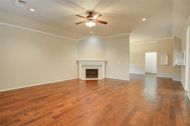 Foto del edificio - 18422 Auburn Woods Dr