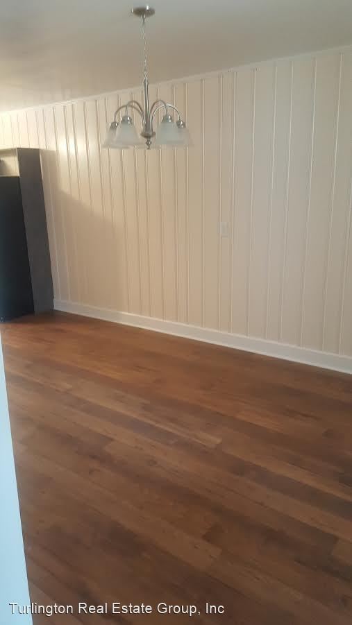 Foto del edificio - 2 br, 1 bath House - 805 N Ellis Ave