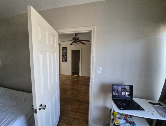 Photo - 1454 139th St House