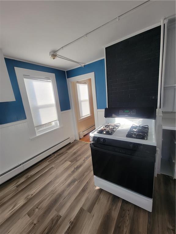 19 Sisson St Unit A, Warren, RI 02885 Room for Rent in Warren, RI