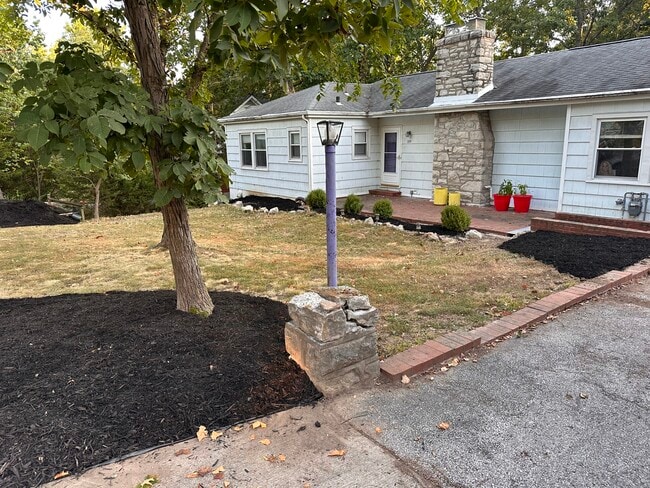 Building Photo - 705 Morningside Dr