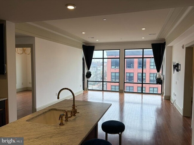 Building Photo - 1301 H St NE