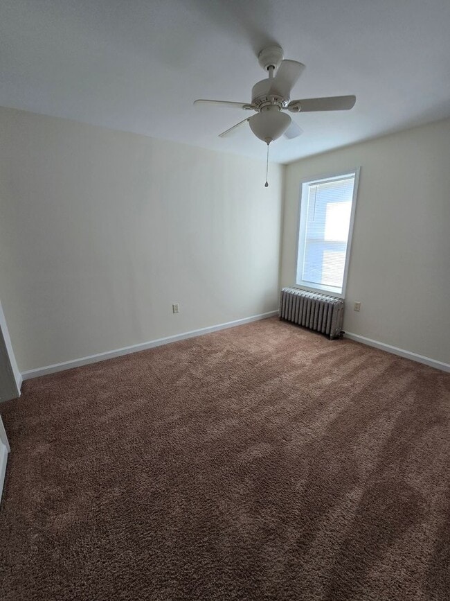 Building Photo - Orwigsburg 2 Bedroom House!