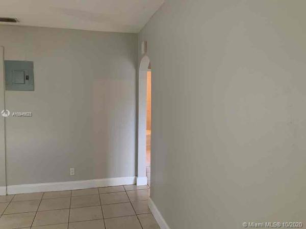 Building Photo - 2621 Fletcher Ct
