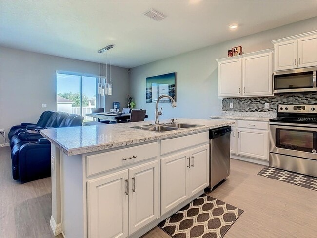 Building Photo - 11505 Southern Creek Dr