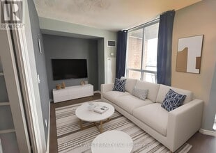 Building Photo - 1150 Parkwest Pl