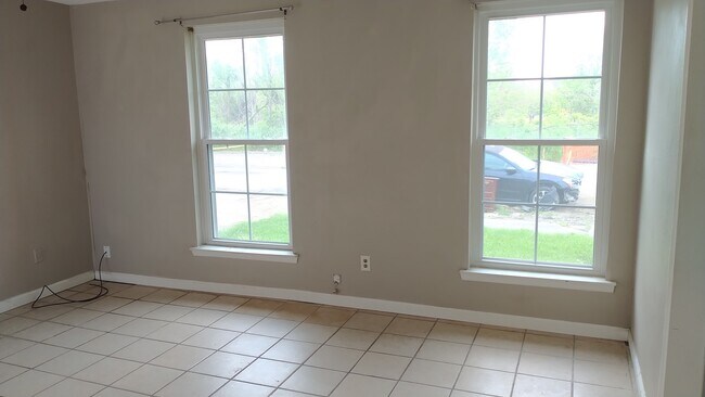 Foto del edificio - 13501 N Nemours St